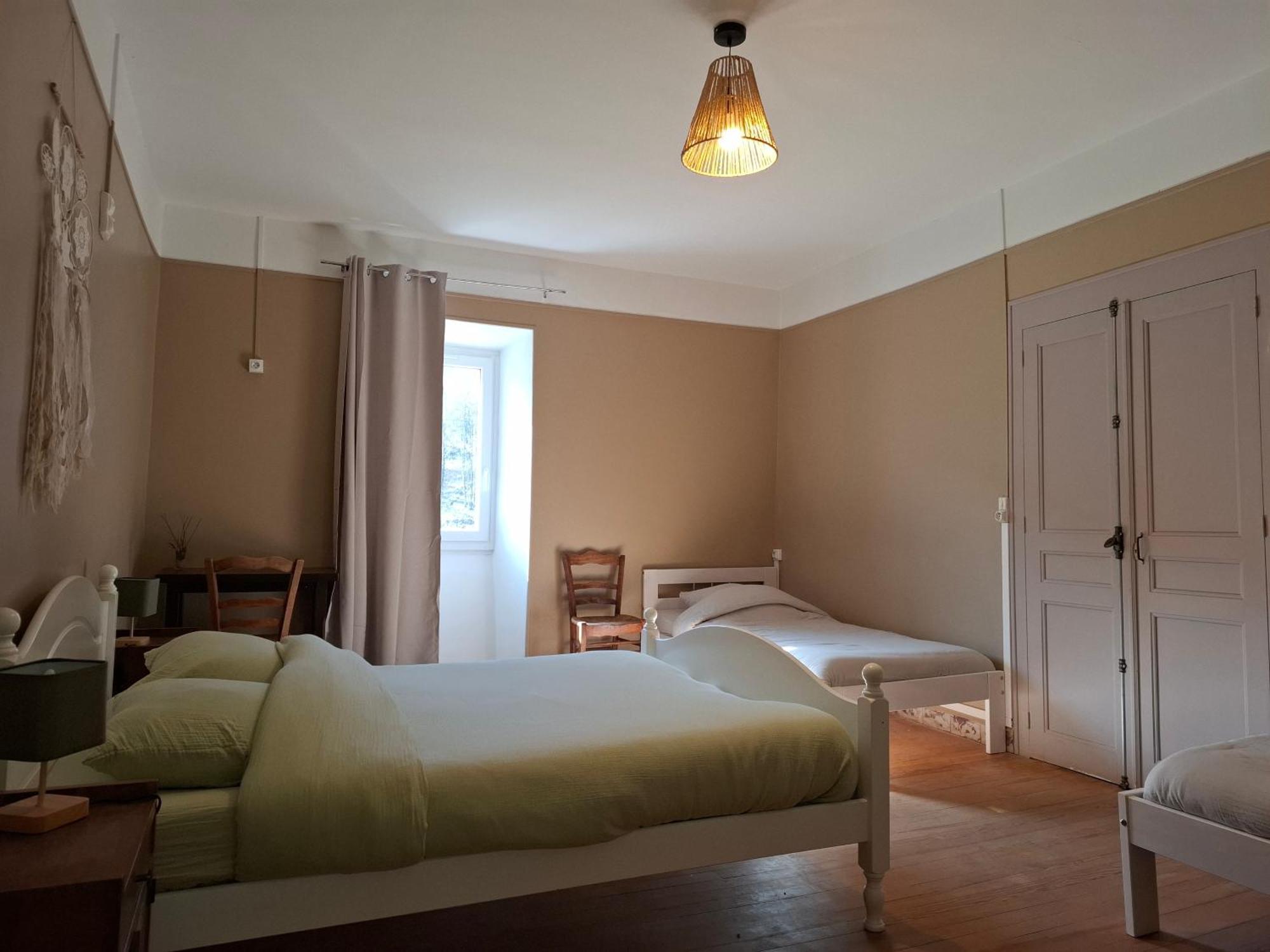 Auberge Arthea Laviolle Eksteriør bilde