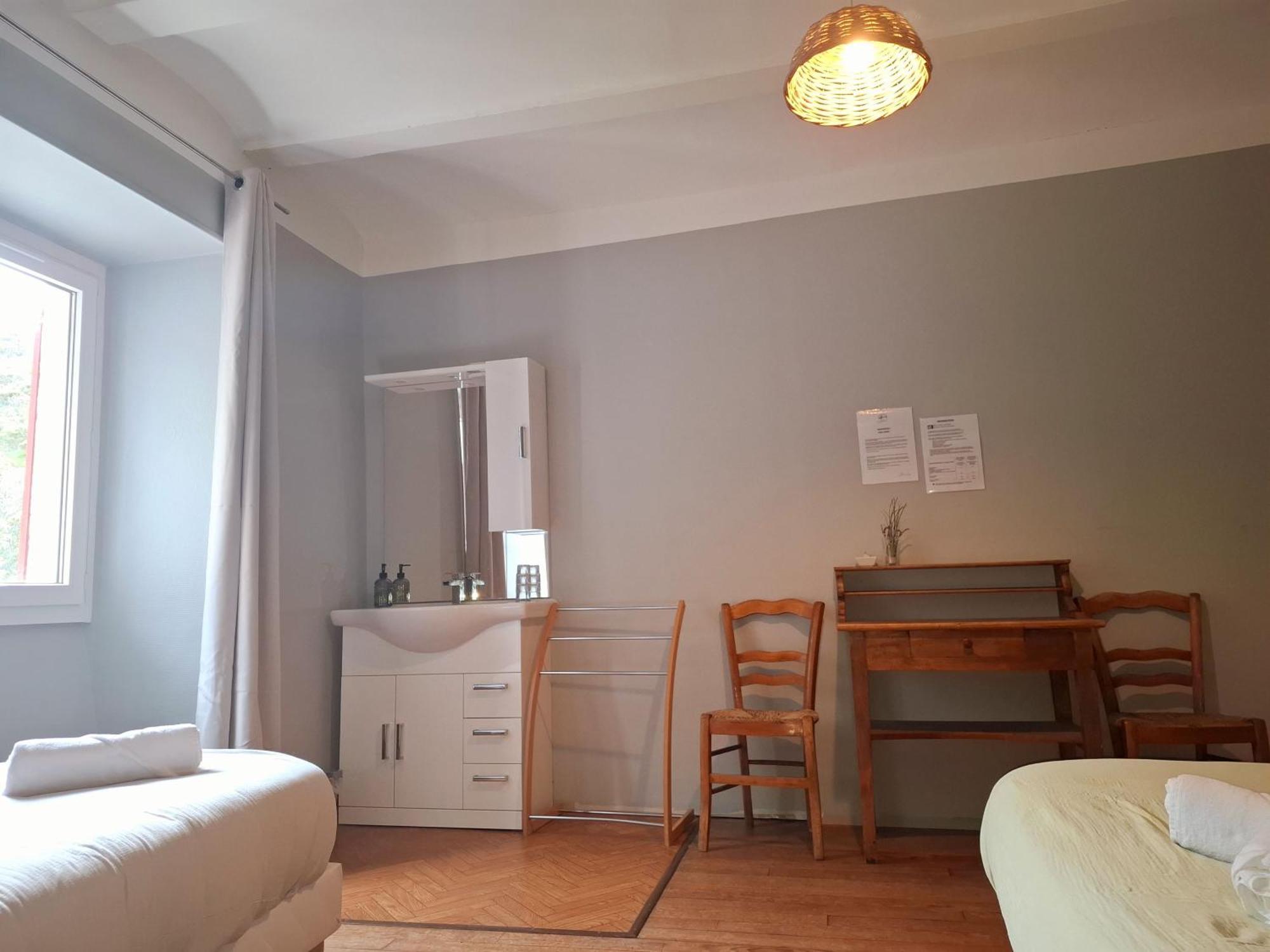 Auberge Arthea Laviolle Rom bilde