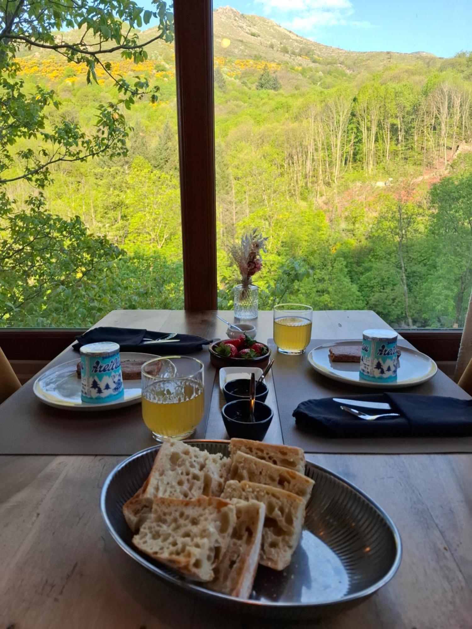 Auberge Arthea Laviolle Eksteriør bilde